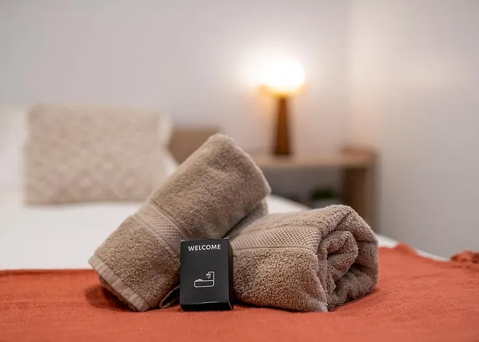 Esprit Chic - Elegant & Pres Du Palais Apartmán *