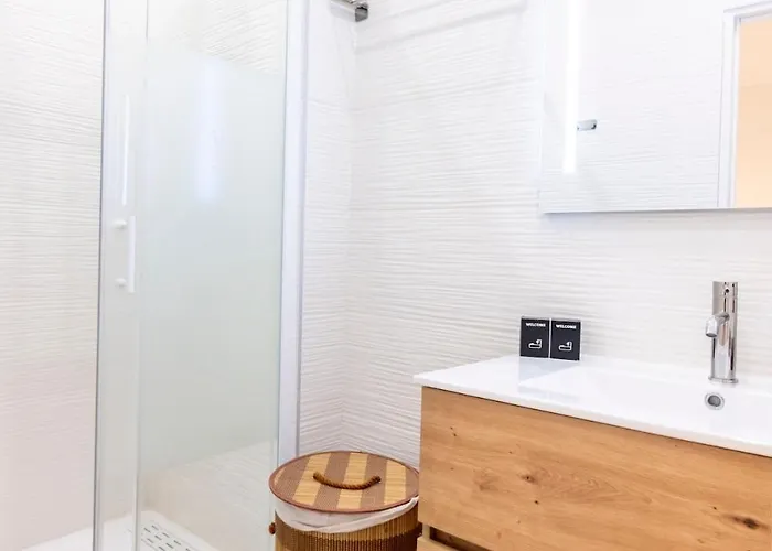 Esprit Chic - Elegant & Pres Du Palais *